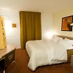 Canal Suites - Paris La Villette