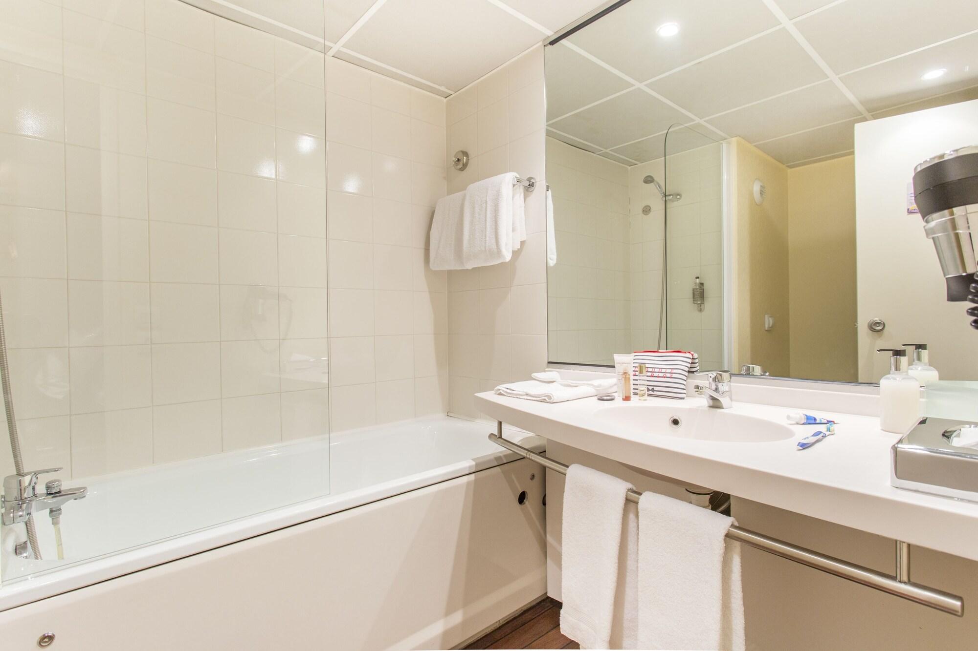 Canal - La Hotel 3*