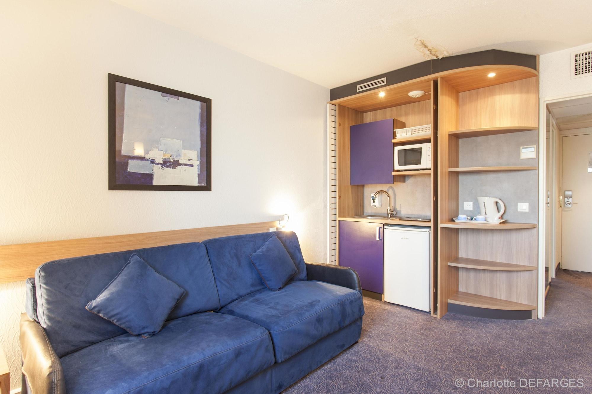 Canal - La Hotel Parigi