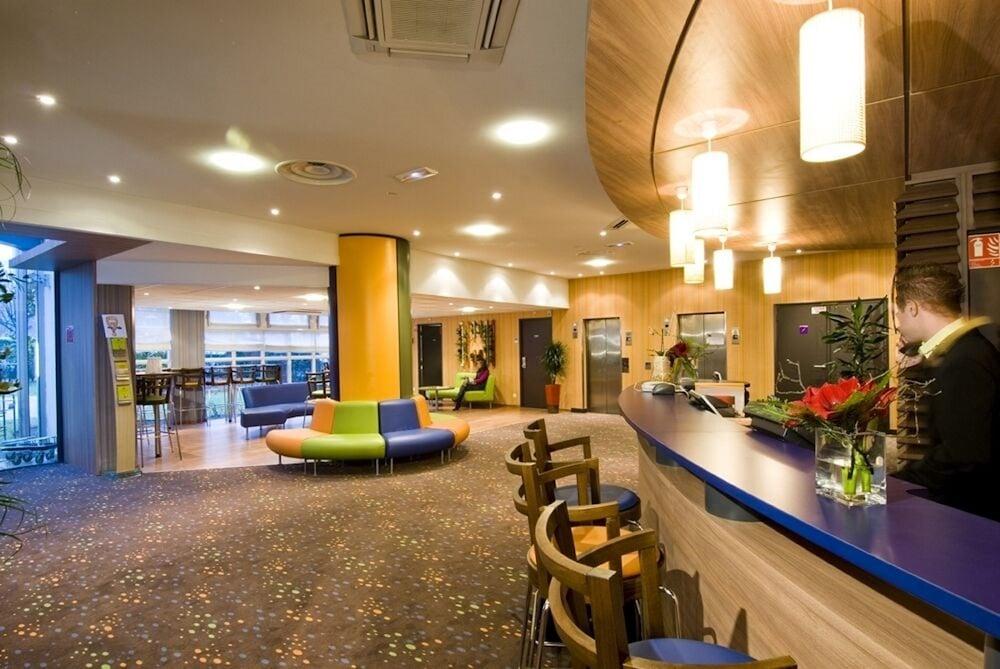 Canal - La Hotel